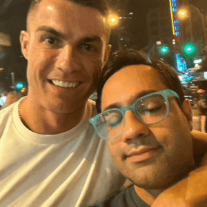 ساخت عکس پروفایل با هوش مصنوعی - سلفی با افراد مشهور